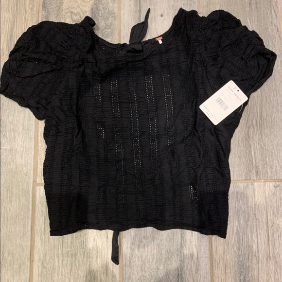 airy allover pointelle knit and a breezy open back - Picture 3 of 5